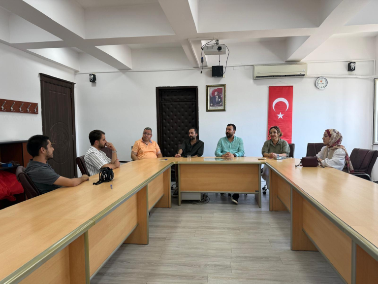 Eğitim Programları ve Öğretim Lisansüstü Öğrencilerine Oryantasyon Toplantısı Düzenlendi